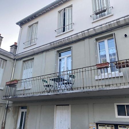 Appartement Luxueux Renove Avec Balcon & Garage Troyes Bagian luar foto